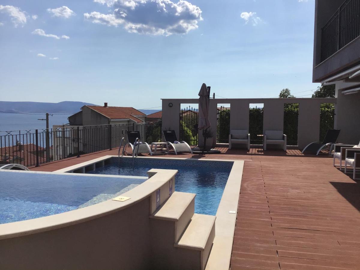 Apartments Villa Manda โนวีวีโนดอลสกี ภายนอก รูปภาพ