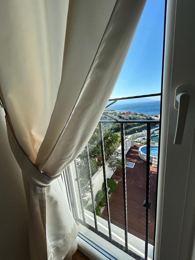 Apartments Villa Manda โนวีวีโนดอลสกี ภายนอก รูปภาพ