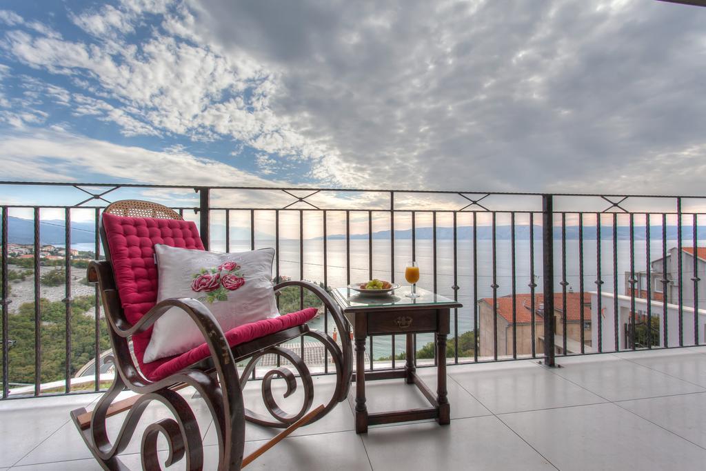 Apartments Villa Manda โนวีวีโนดอลสกี ภายนอก รูปภาพ