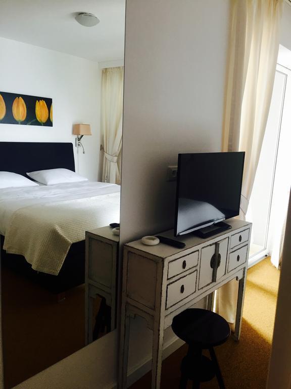 Apartments Villa Manda โนวีวีโนดอลสกี ภายนอก รูปภาพ